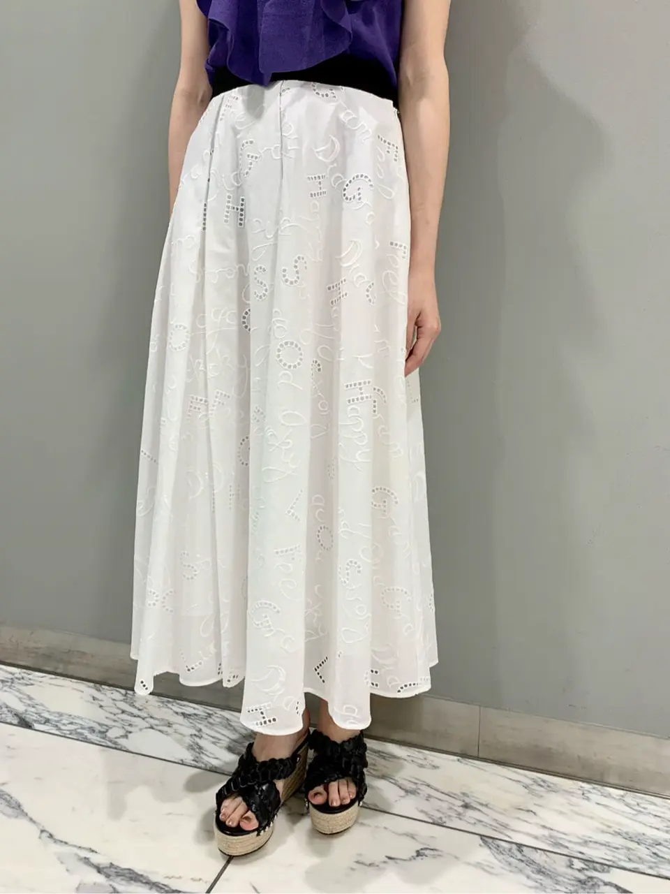 ORIGINATED IN GRACE CONTINENTAL eri コーディネート画像