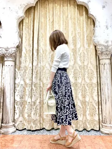 ORIGINATED IN GRACE CONTINENTAL eri コーディネート画像