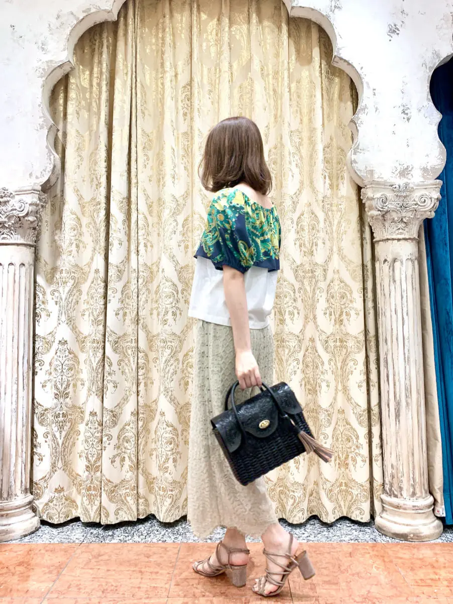 ORIGINATED IN GRACE CONTINENTAL eri コーディネート画像