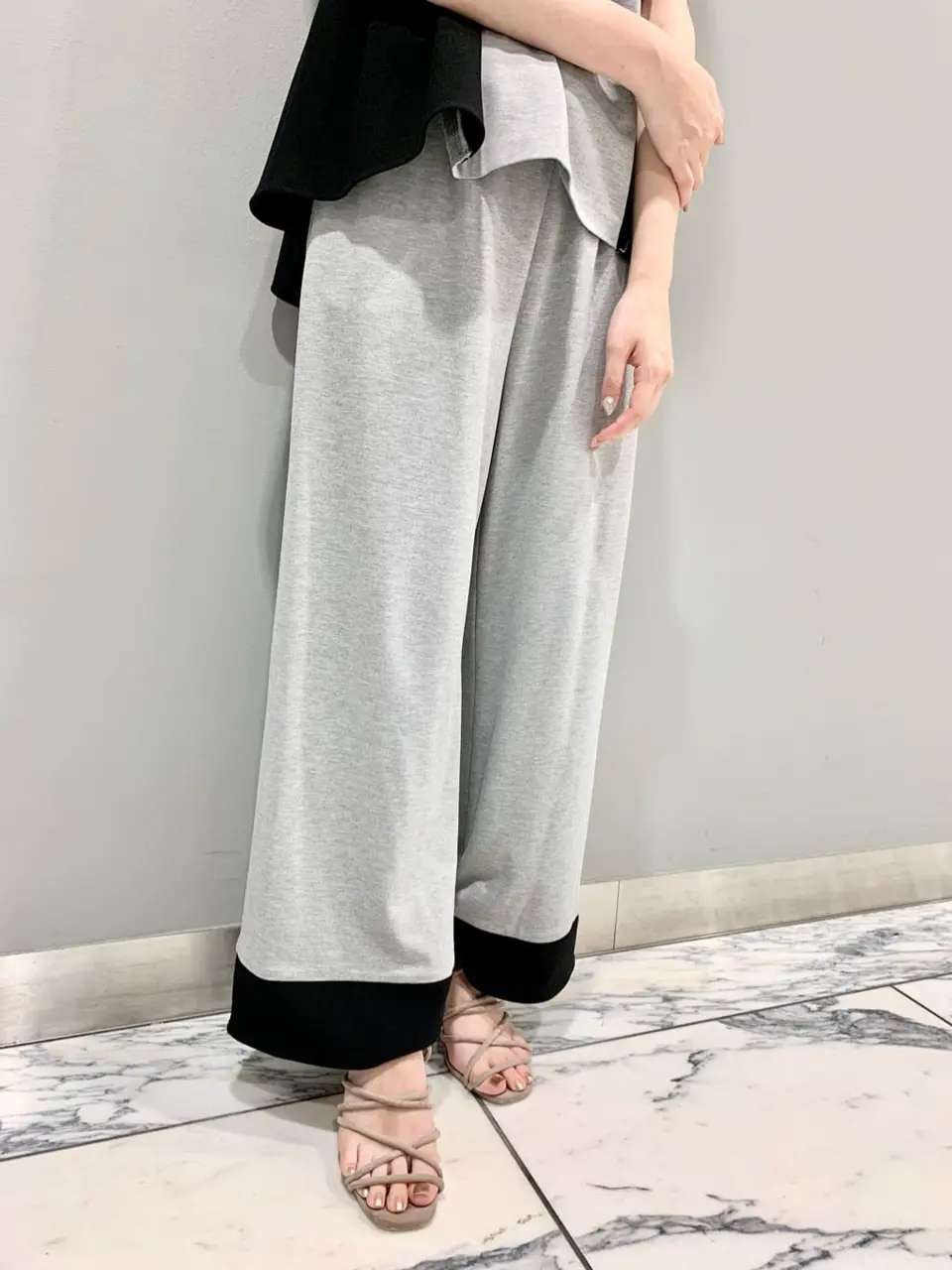 ORIGINATED IN GRACE CONTINENTAL eri コーディネート画像