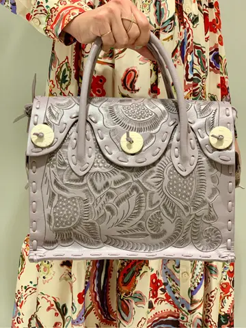 ORIGINATED IN GRACE CONTINENTAL 小笠原　春菜 コーディネート画像