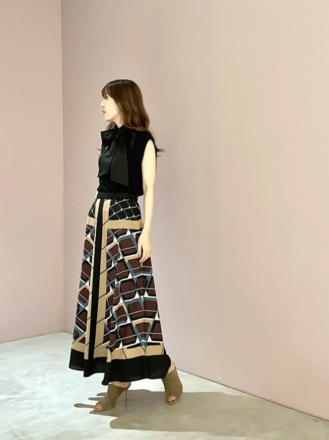 ORIGINATED IN GRACE CONTINENTAL Sengoku コーディネート画像