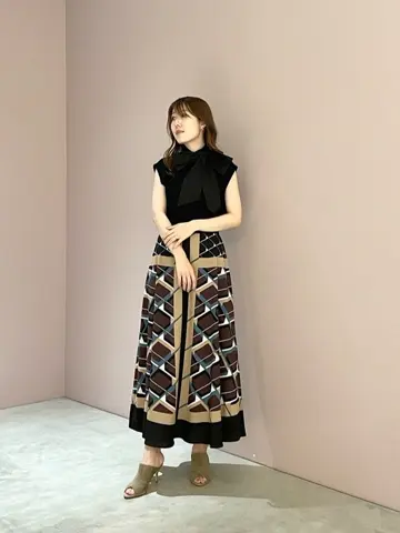 ORIGINATED IN GRACE CONTINENTAL Sengoku コーディネート画像