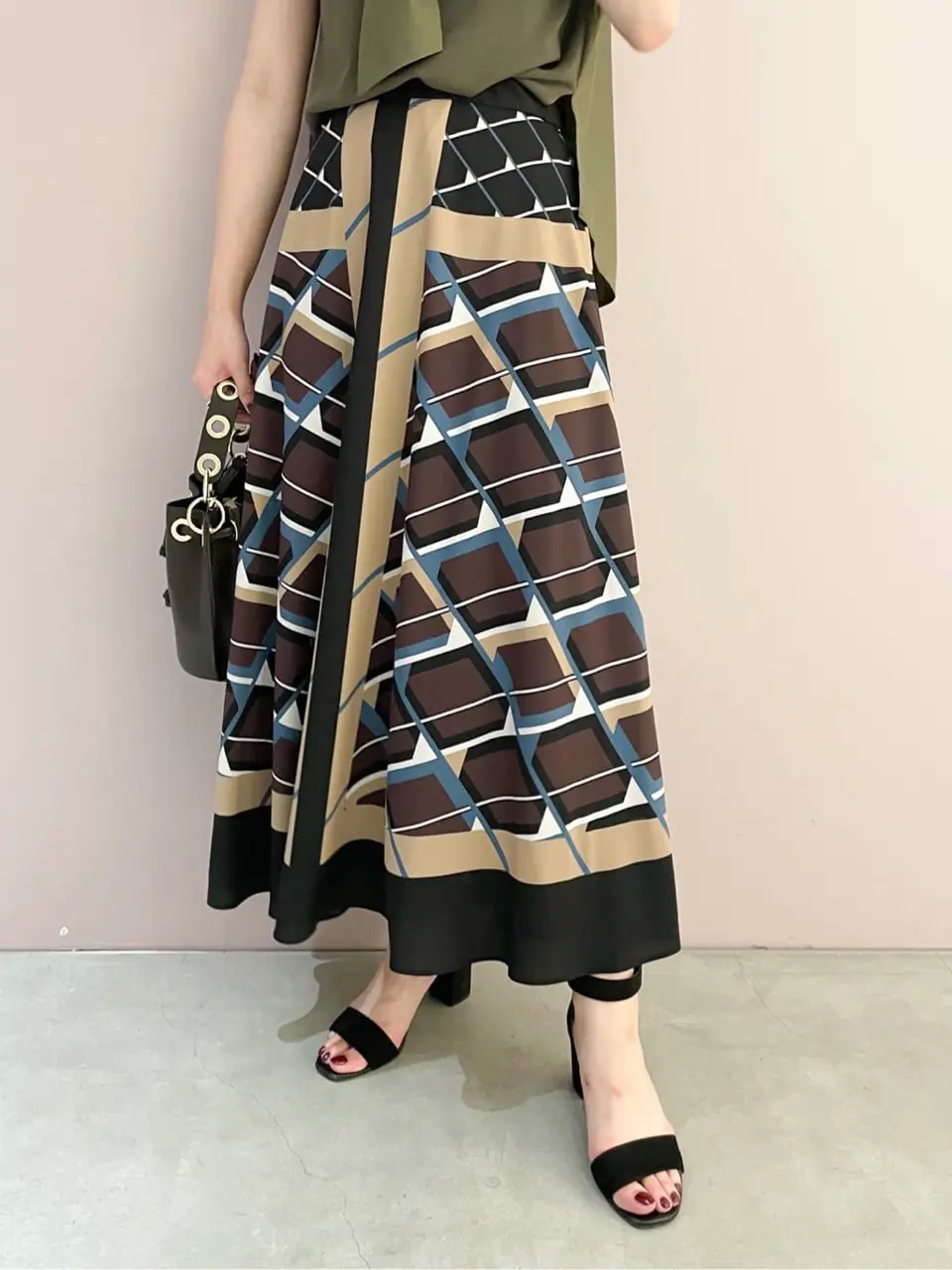 ORIGINATED IN GRACE CONTINENTAL Yuuki NOZAWA コーディネート画像