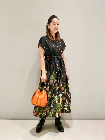 ORIGINATED IN GRACE CONTINENTAL 小笠原　春菜 コーディネート画像