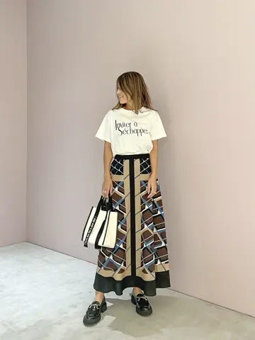 ORIGINATED IN GRACE CONTINENTAL yukimi yonee コーディネート画像