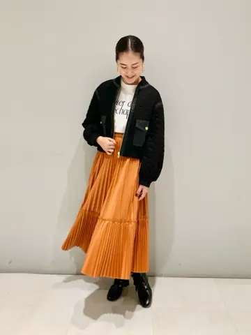 ORIGINATED IN GRACE CONTINENTAL 小笠原　春菜 コーディネート画像