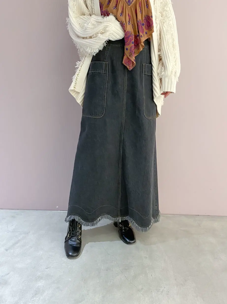 ORIGINATED IN GRACE CONTINENTAL yukimi yonee コーディネート画像