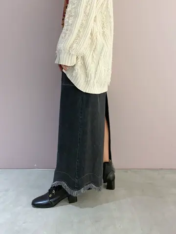 ORIGINATED IN GRACE CONTINENTAL yukimi yonee コーディネート画像