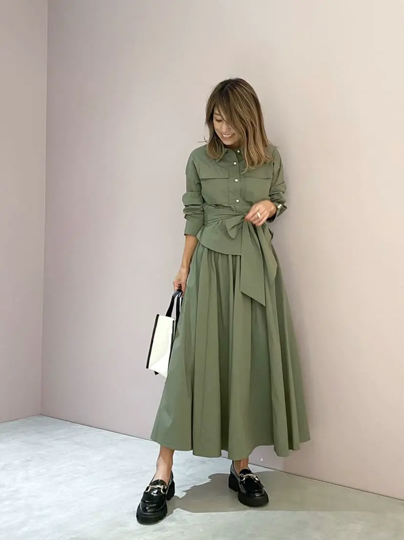 ORIGINATED IN GRACE CONTINENTAL yukimi yonee コーディネート画像