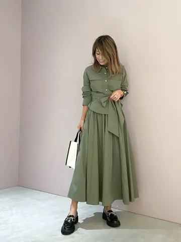 ORIGINATED IN GRACE CONTINENTAL yukimi yonee コーディネート画像