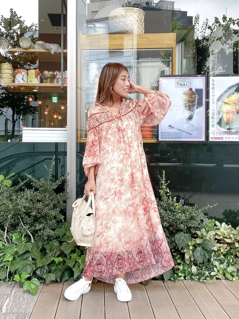 ORIGINATED IN GRACE CONTINENTAL yukimi yonee コーディネート画像