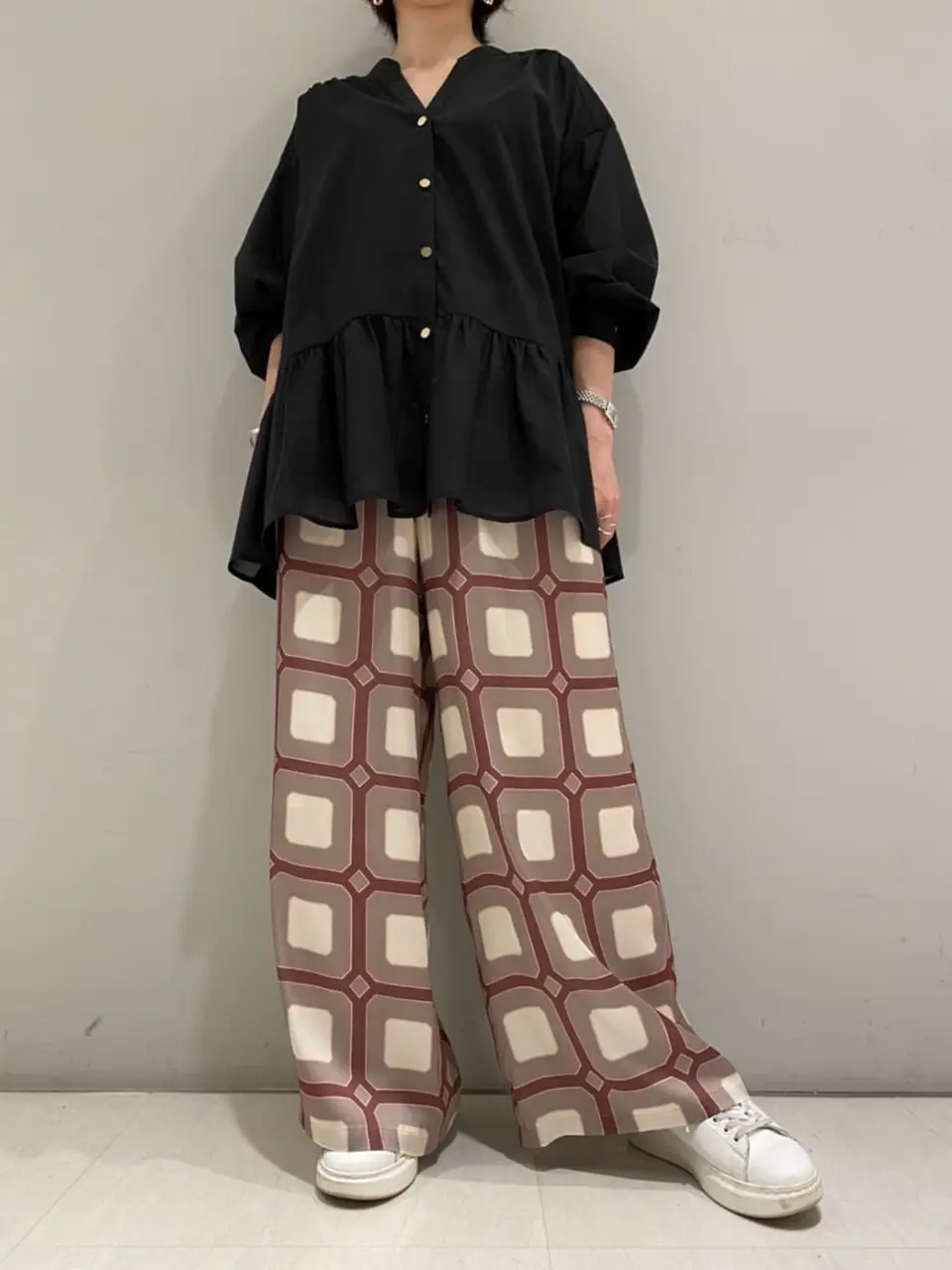  isono yui コーディネート画像