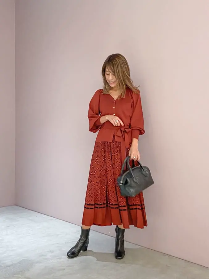 ORIGINATED IN GRACE CONTINENTAL yukimi yonee コーディネート画像