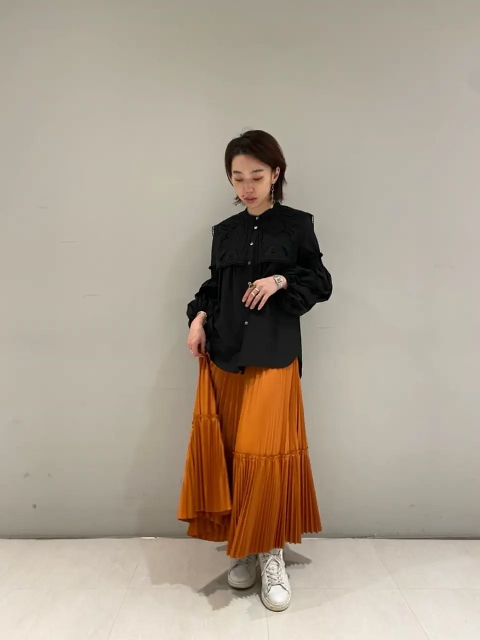 ORIGINATED IN GRACE CONTINENTAL isono yui コーディネート画像