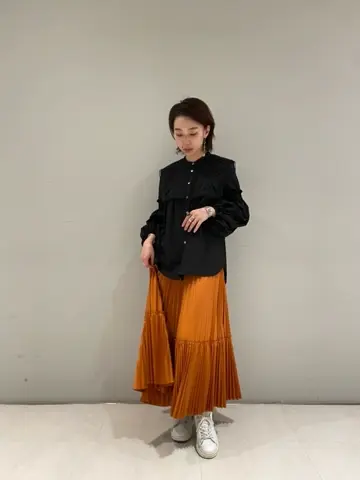 ORIGINATED IN GRACE CONTINENTAL isono yui コーディネート画像