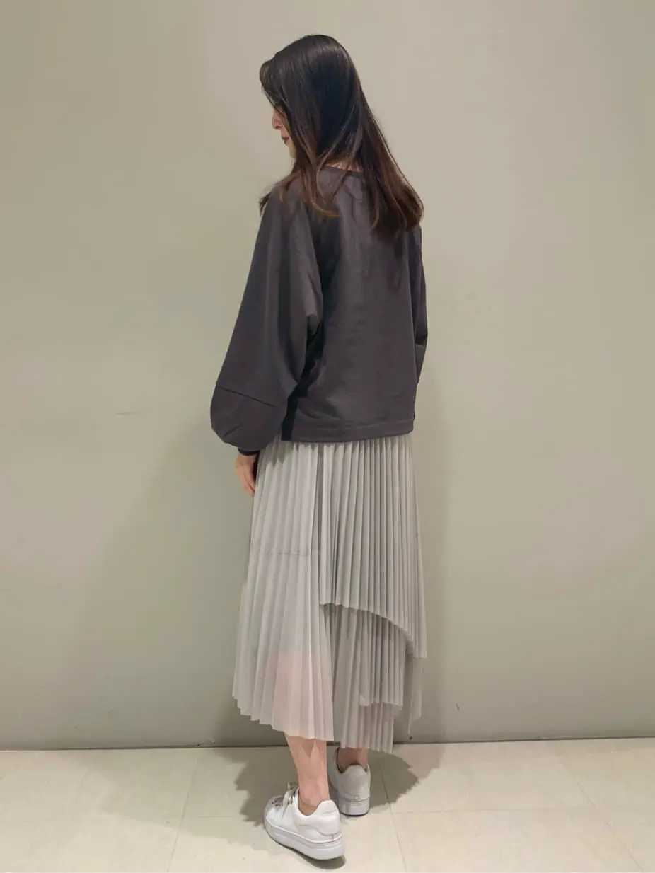 ORIGINATED IN GRACE CONTINENTAL saki コーディネート画像