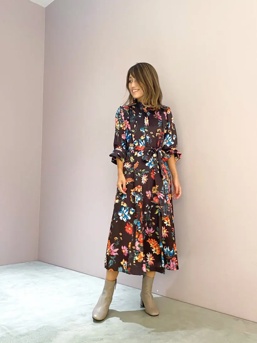 ORIGINATED IN GRACE CONTINENTAL yukimi yonee コーディネート画像