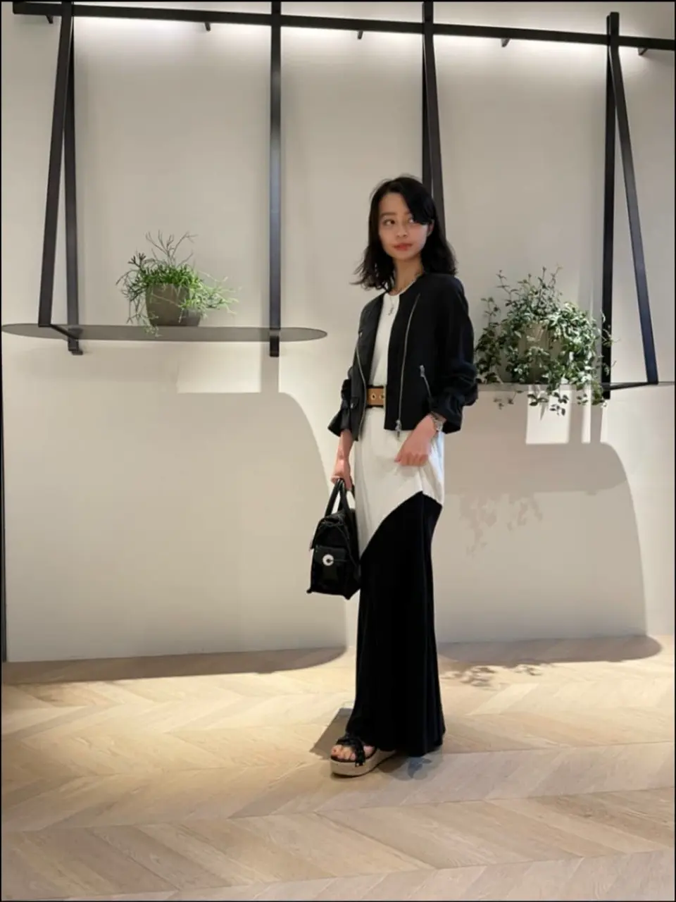 ORIGINATED IN GRACE CONTINENTAL yuri コーディネート画像