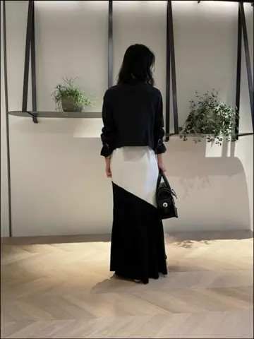 ORIGINATED IN GRACE CONTINENTAL yuri コーディネート画像