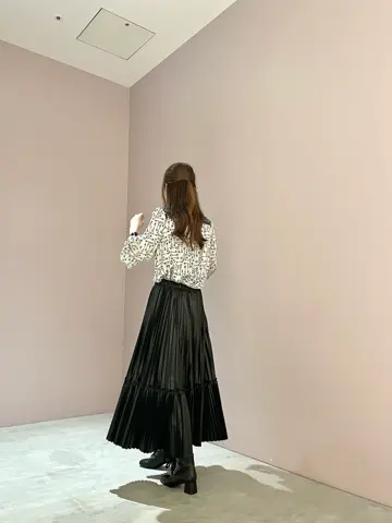 ORIGINATED IN GRACE CONTINENTAL Sengoku コーディネート画像