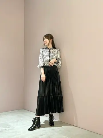 ORIGINATED IN GRACE CONTINENTAL Sengoku コーディネート画像