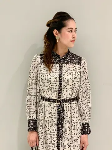 ORIGINATED IN GRACE CONTINENTAL 小笠原　春菜 コーディネート画像