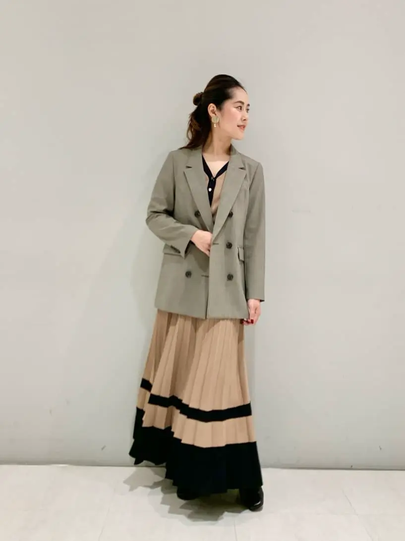 ORIGINATED IN GRACE CONTINENTAL 小笠原　春菜 コーディネート画像