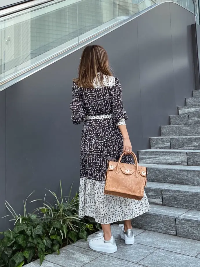 ORIGINATED IN GRACE CONTINENTAL yukimi yonee コーディネート画像