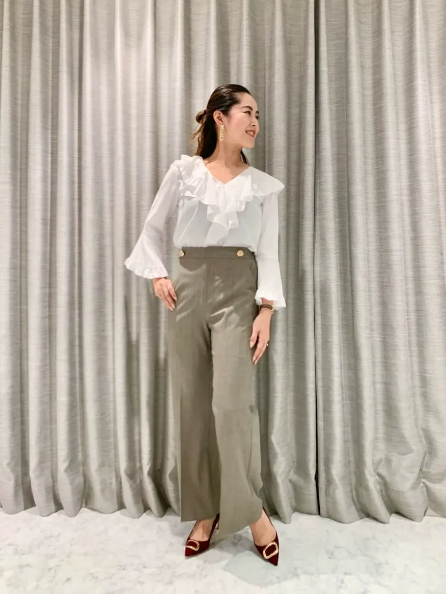 ORIGINATED IN GRACE CONTINENTAL 小笠原　春菜 コーディネート画像