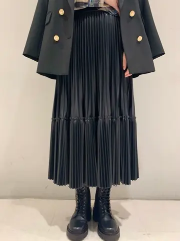 ORIGINATED IN GRACE CONTINENTAL saki コーディネート画像