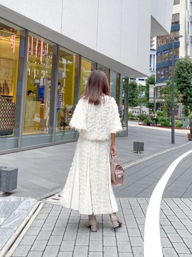 ORIGINATED IN GRACE CONTINENTAL yukimi yonee コーディネート画像