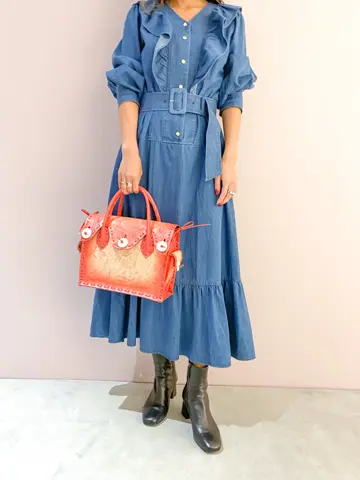 ORIGINATED IN GRACE CONTINENTAL yukimi yonee コーディネート画像