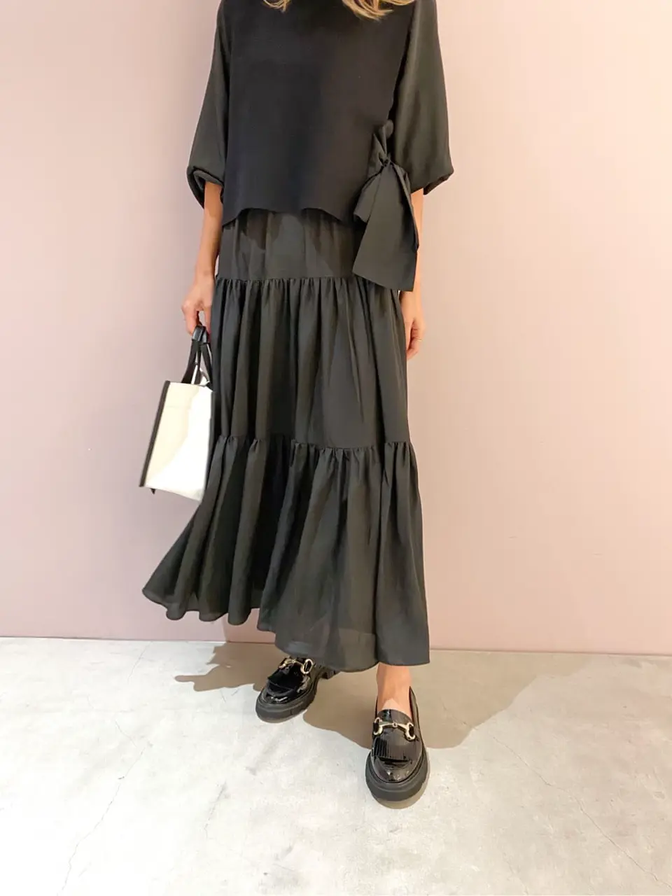 ORIGINATED IN GRACE CONTINENTAL yukimi yonee コーディネート画像