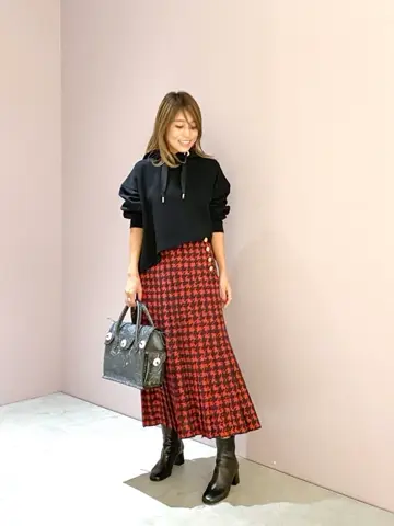 ORIGINATED IN GRACE CONTINENTAL yukimi yonee コーディネート画像