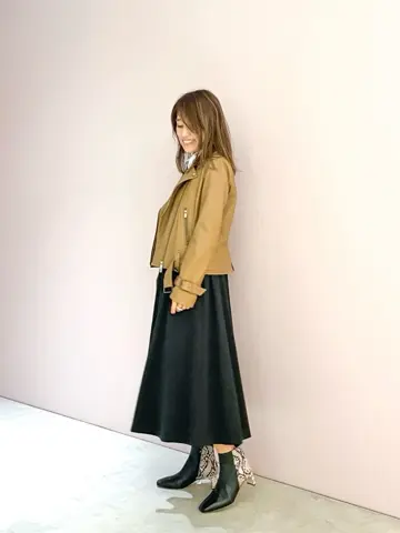 ORIGINATED IN GRACE CONTINENTAL yukimi yonee コーディネート画像