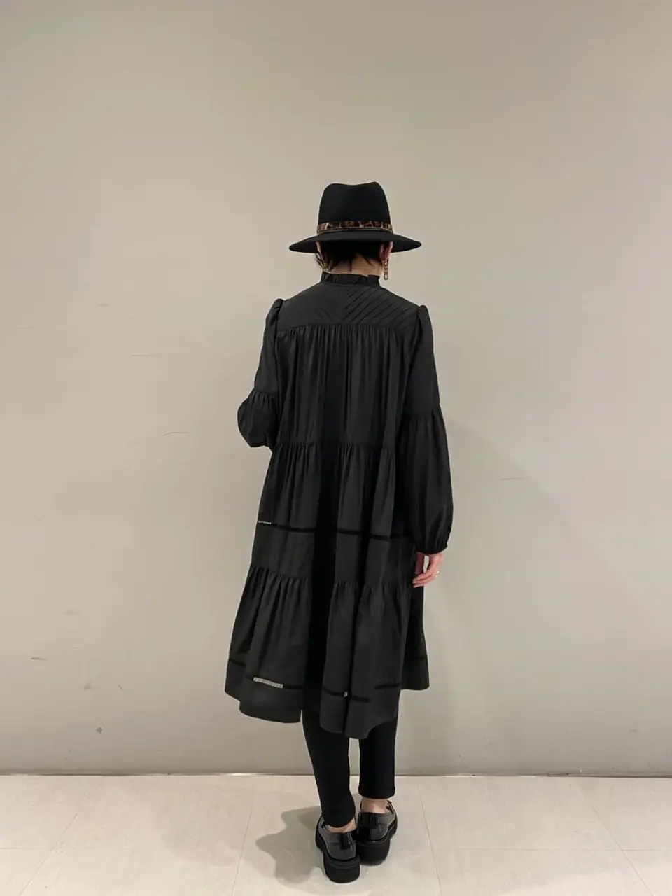 ORIGINATED IN GRACE CONTINENTAL isono yui コーディネート画像