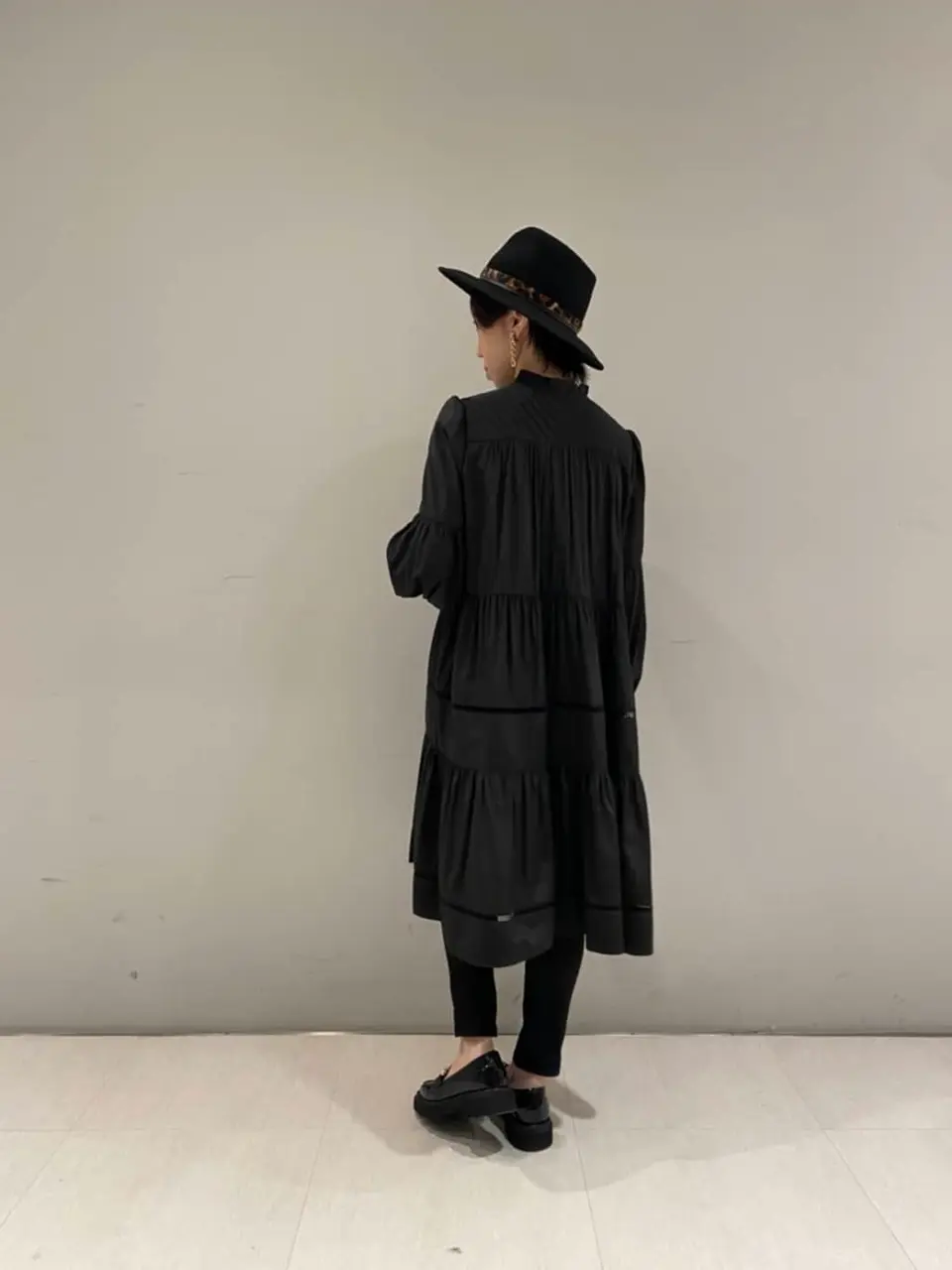 ORIGINATED IN GRACE CONTINENTAL isono yui コーディネート画像