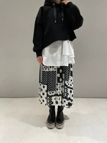 ORIGINATED IN GRACE CONTINENTAL yuri コーディネート画像