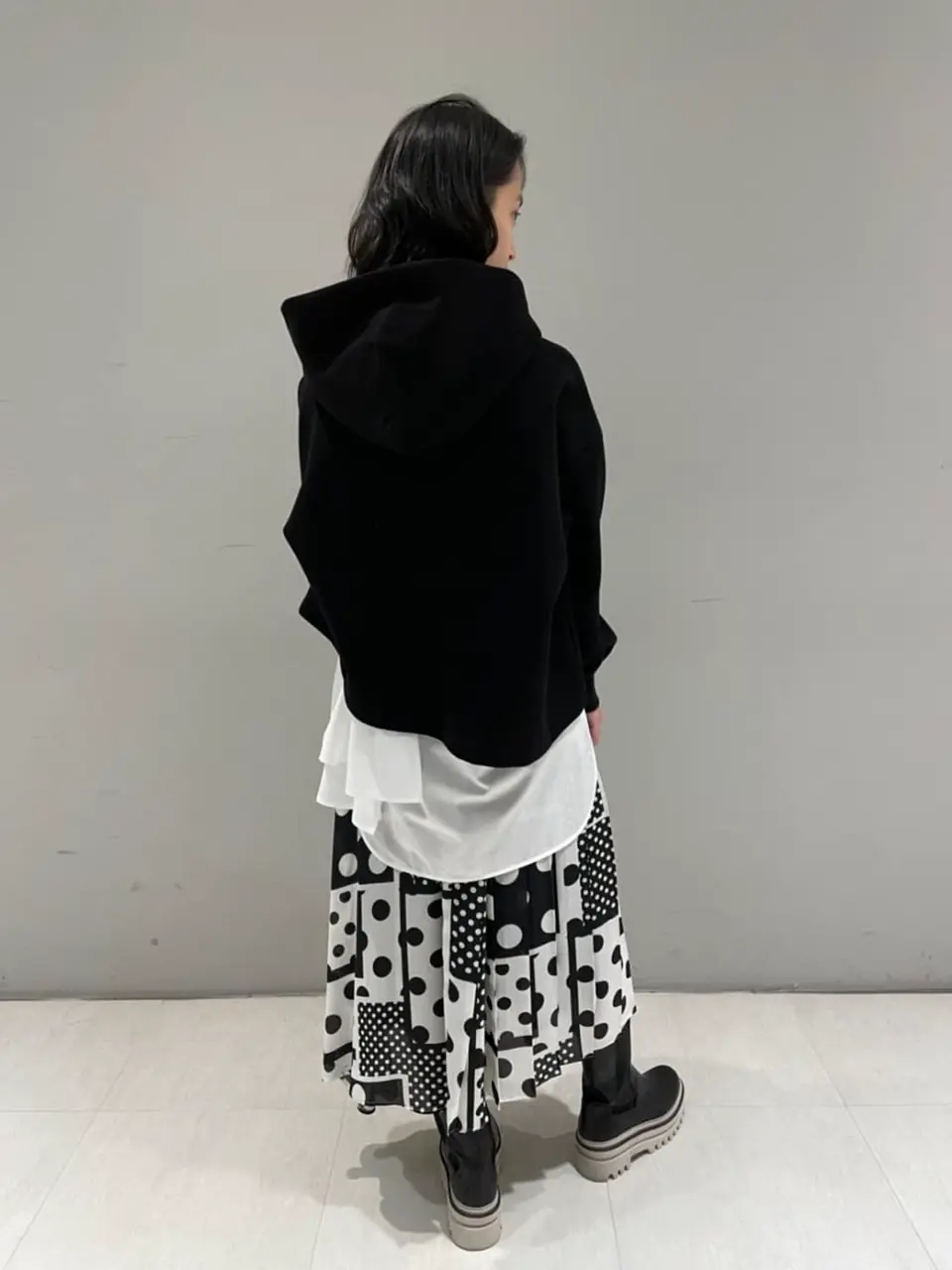 ORIGINATED IN GRACE CONTINENTAL yuri コーディネート画像