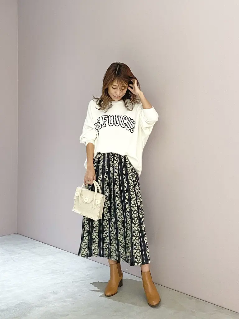 ORIGINATED IN GRACE CONTINENTAL yukimi yonee コーディネート画像