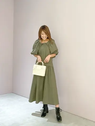 ORIGINATED IN GRACE CONTINENTAL yukimi yonee コーディネート画像