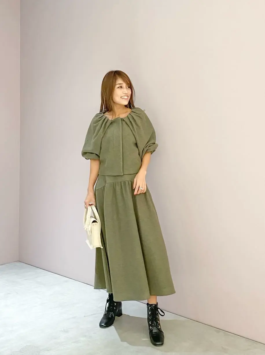 ORIGINATED IN GRACE CONTINENTAL yukimi yonee コーディネート画像