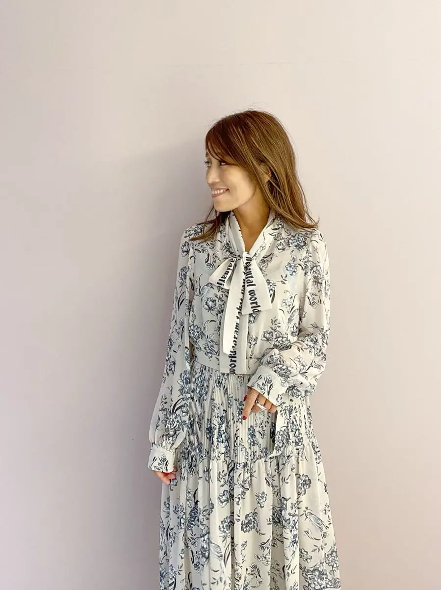 ORIGINATED IN GRACE CONTINENTAL yukimi yonee コーディネート画像