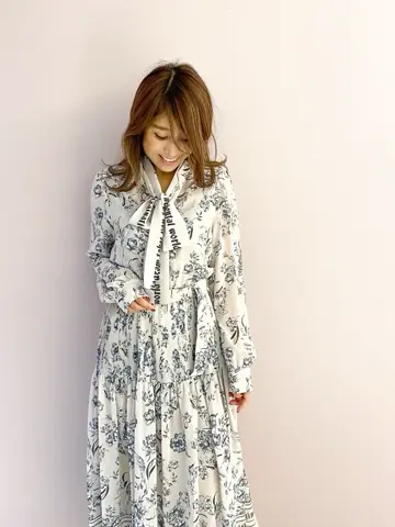 ORIGINATED IN GRACE CONTINENTAL yukimi yonee コーディネート画像