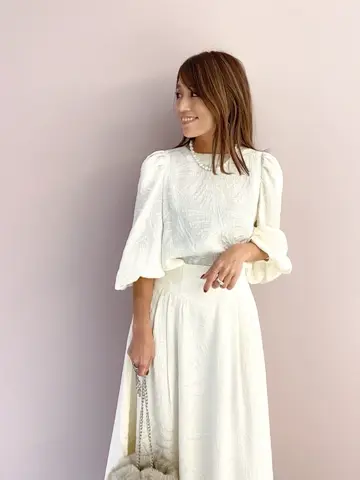 ORIGINATED IN GRACE CONTINENTAL yukimi yonee コーディネート画像