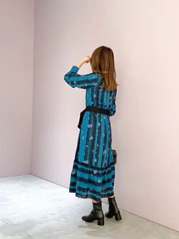 ORIGINATED IN GRACE CONTINENTAL yukimi yonee コーディネート画像