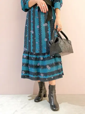 ORIGINATED IN GRACE CONTINENTAL yukimi yonee コーディネート画像