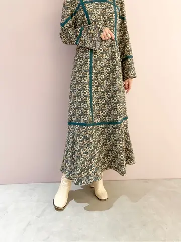 ORIGINATED IN GRACE CONTINENTAL yukimi yonee コーディネート画像