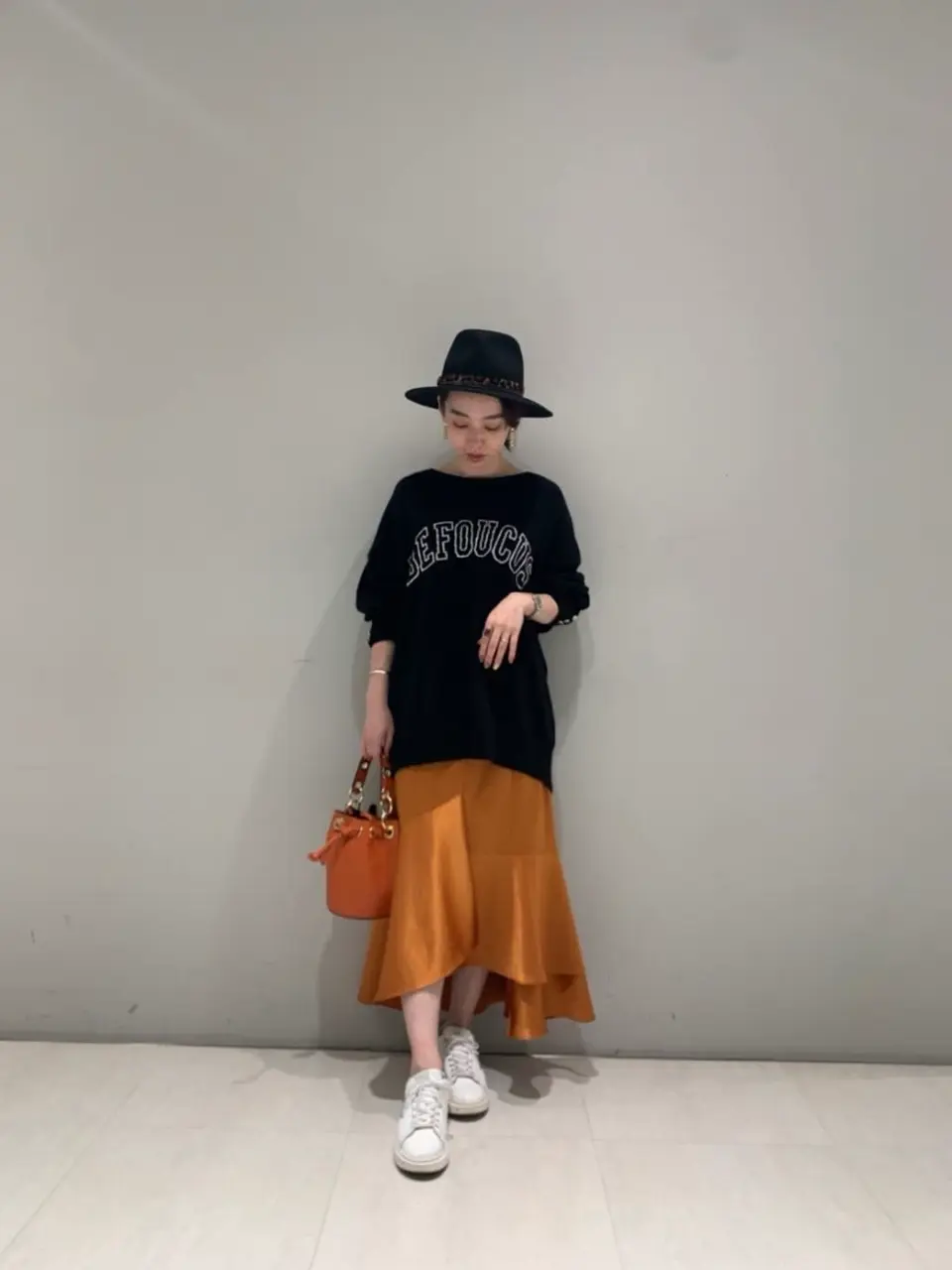  isono yui コーディネート画像